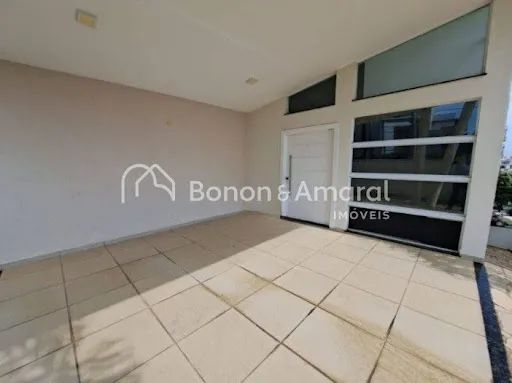 Casa Térrea Sofisticada com 3 Suítes e Excelente Espaço - Foto 3