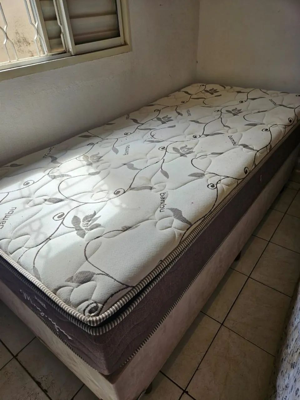 Cama solteiro semi nova  - Foto 2