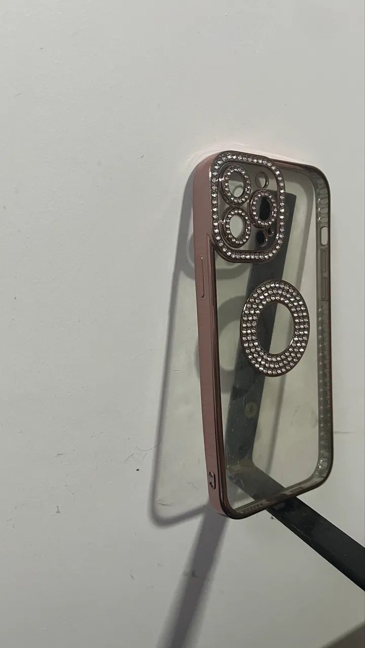 CAPINHA DE CELULAR IPHONE 15 PRO MAX NUNCA USADA  - Foto 2