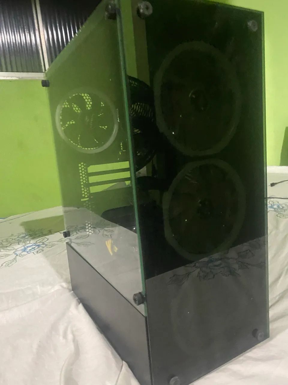 Pc pra vende, faltando a praça de vídeos
