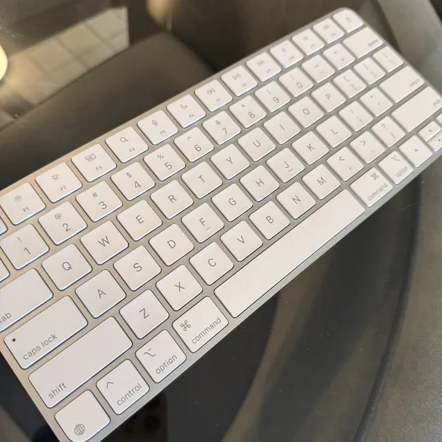 Teclado Apple Magic Keyboard A2303 USBC USB-C  - Foto 4