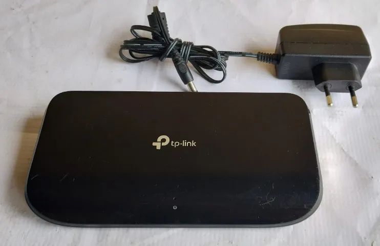 Switch 8 portas TP-Link TL-SG1008D - Usado  