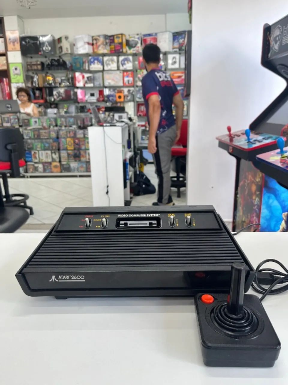 CONSOLE ATARI 2600 DARTH VADER SEMINOVO - ATARI