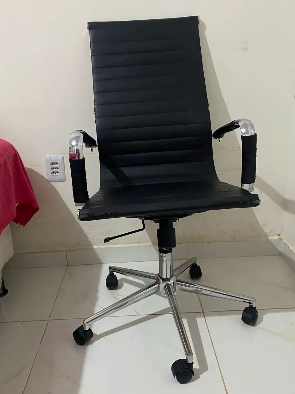 Cadeira de escritório  - Foto 2