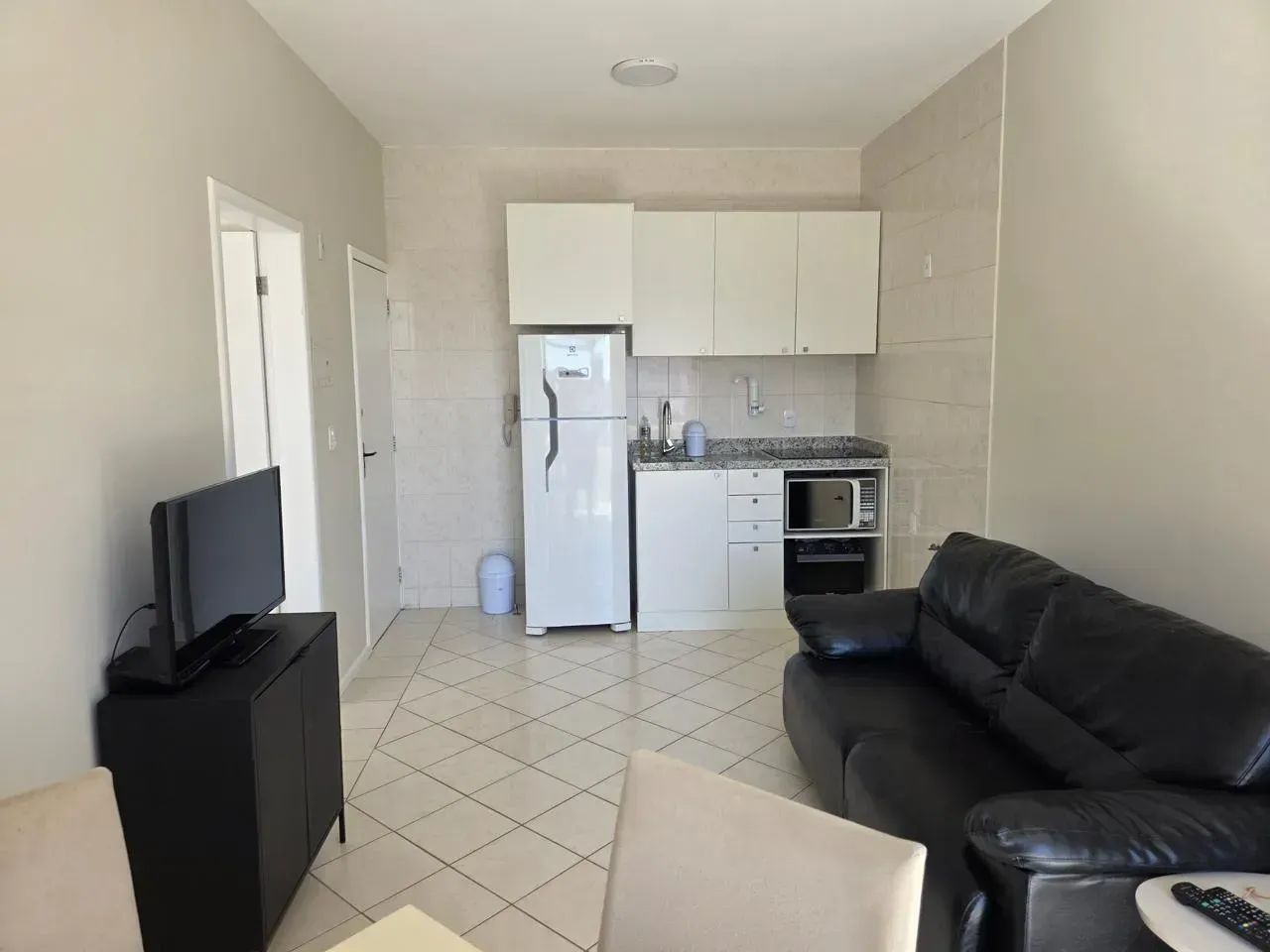 Apartamento para venda possui 72 metros quadrados com 2 quartos - Foto 2