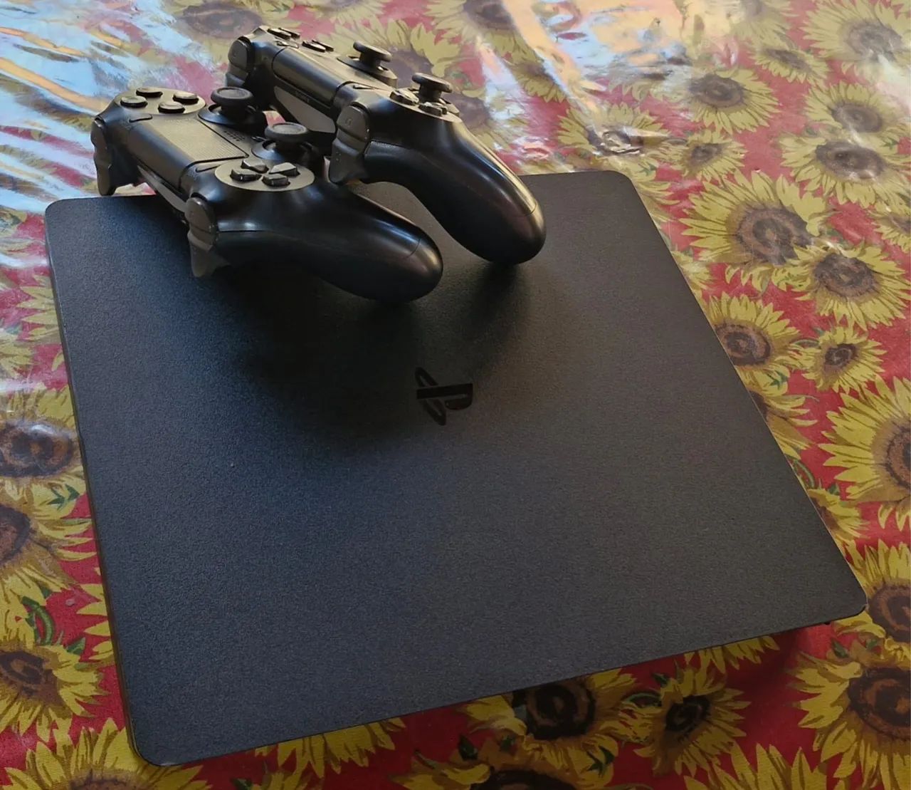 PlayStation 4 Slim - Foto 3