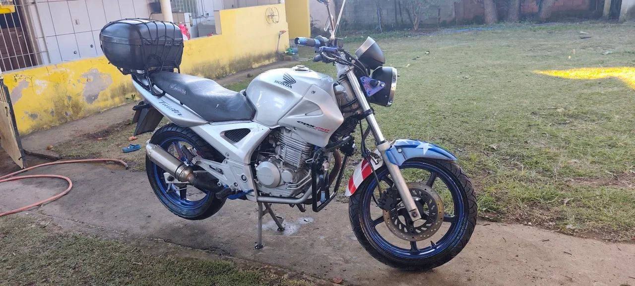 Cbx Twister 250 - Foto 2