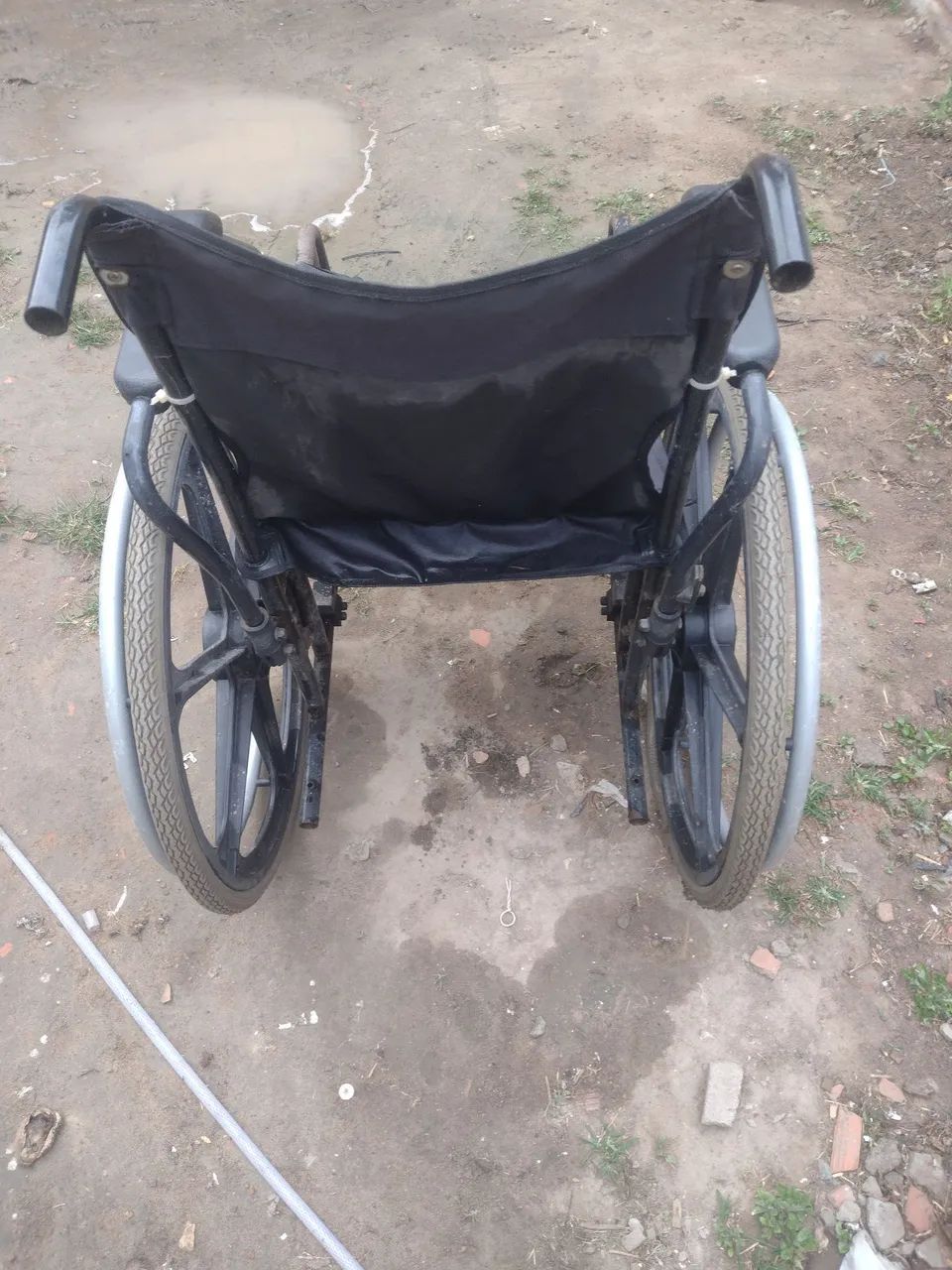 Vendo cadeira de rodas. - Foto 3