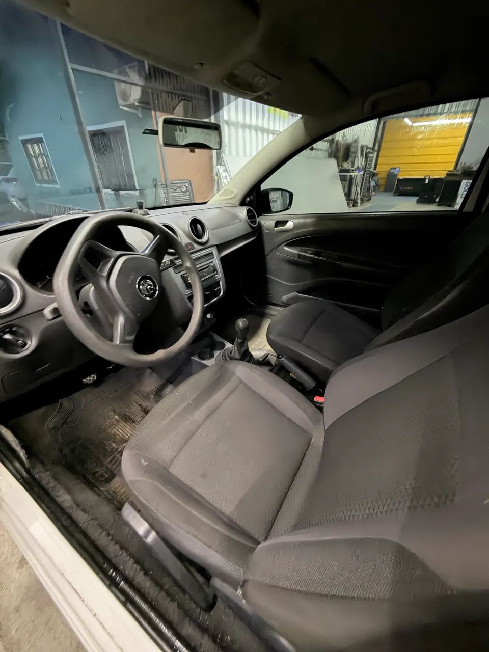 Volkswagen Saveiro Robust 1.6 Total Flex 8V 2017 - Foto 3