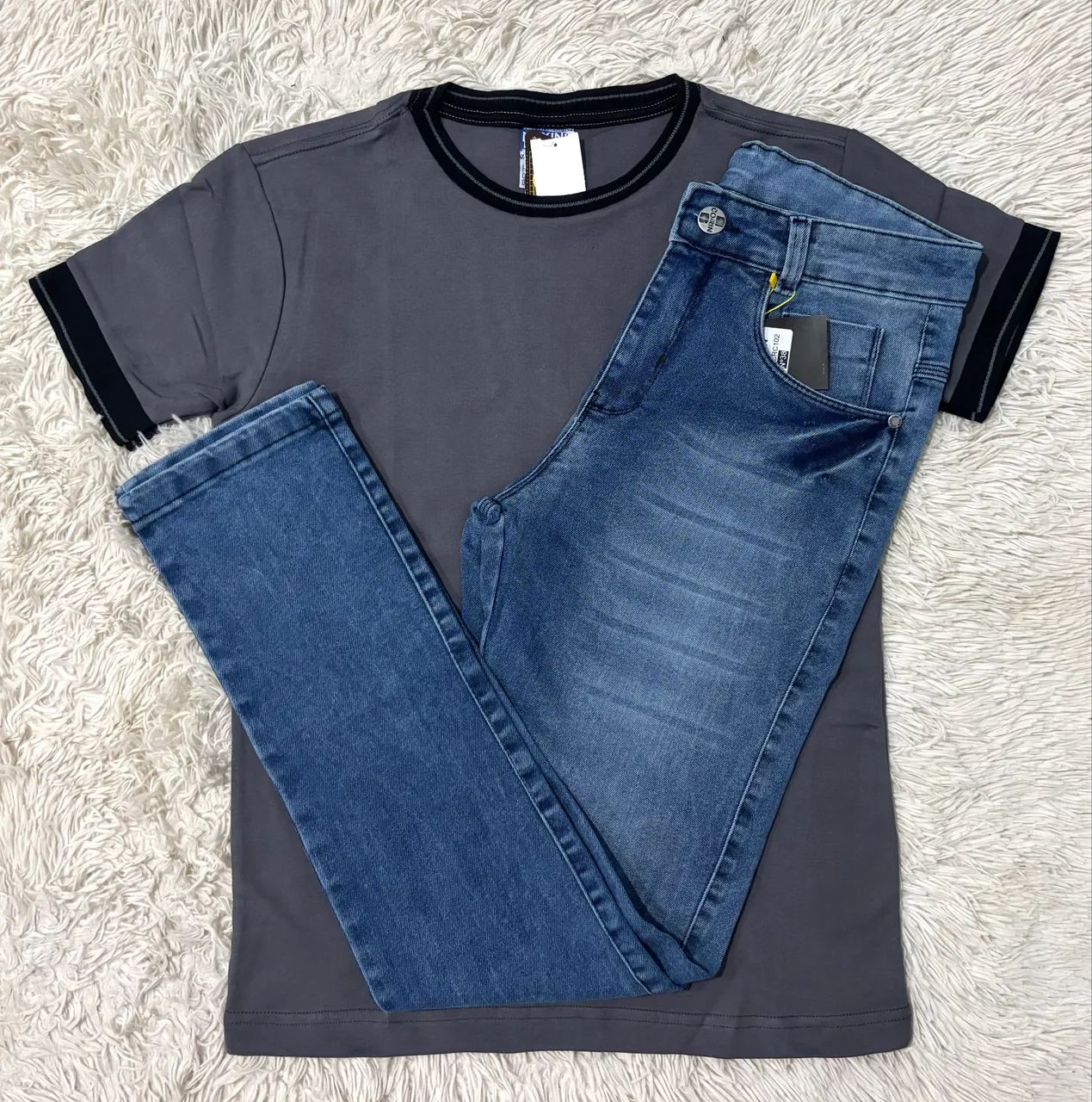 Kit Camisa e Calça Jeans 38 