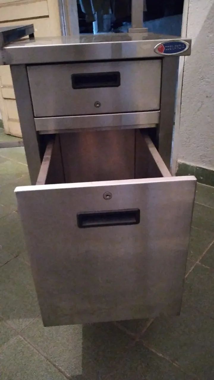 Mesa de Inox para cortar Frango