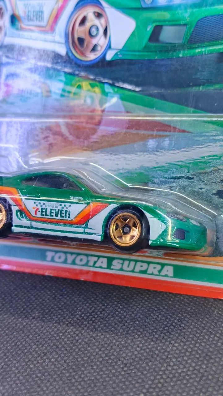 Lote Hot Wheels 10 miniaturas - Foto 2