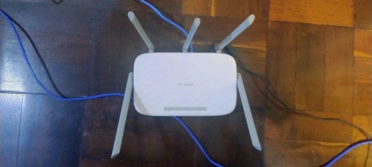 Roteador TP-Link Archer C60 AC1350 Dual Band (2.4GHz + 5GHz) - Foto 2
