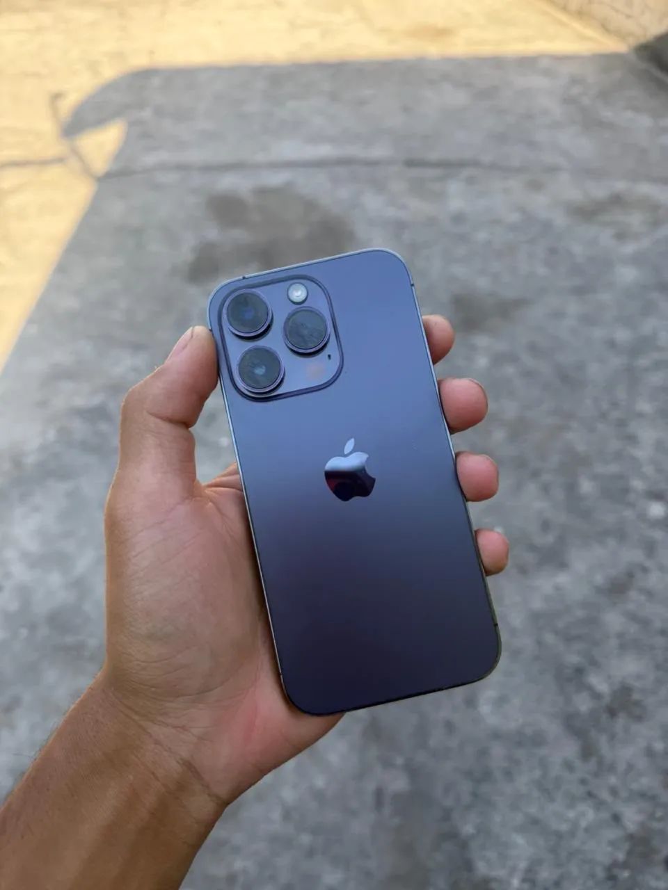 Vende-se iPhone 14 Pro 128 Gb