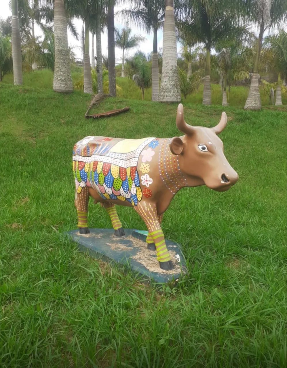 Vendo Vaca para decoração em Fibra de Vidro ideal para comércio.Usada 