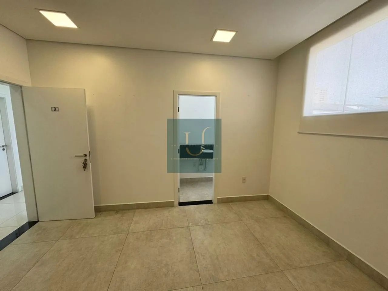 Sala comercial, banheiro privativo, centro de Mogi das Cruzes. - Foto 5