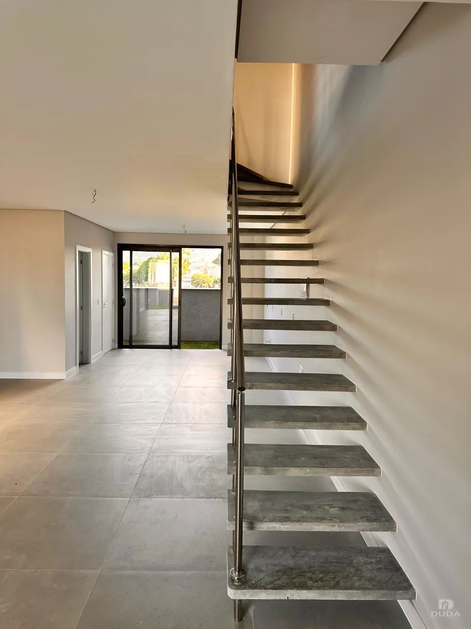 Sobrado com 3 suítes - Foto 4