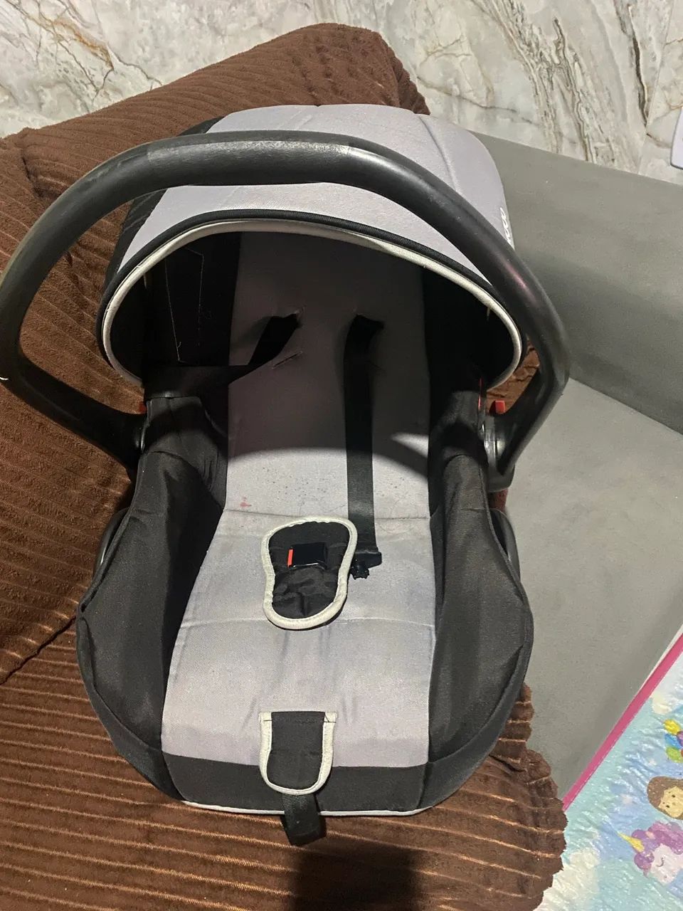 Vende-se carrinho de bebê mais bebê conforto  - Foto 4