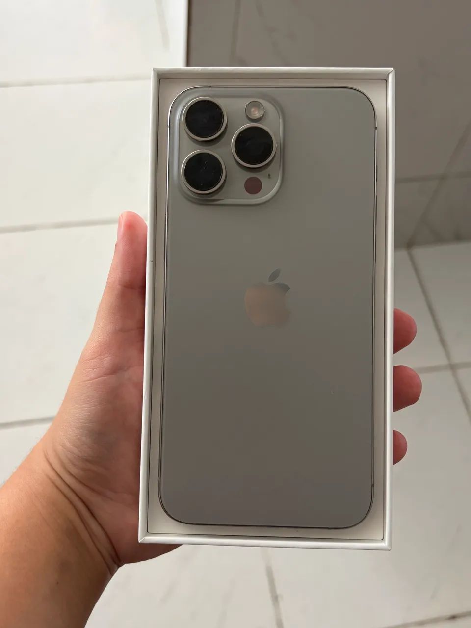 iPhone 15 Pro Max  - Foto 2