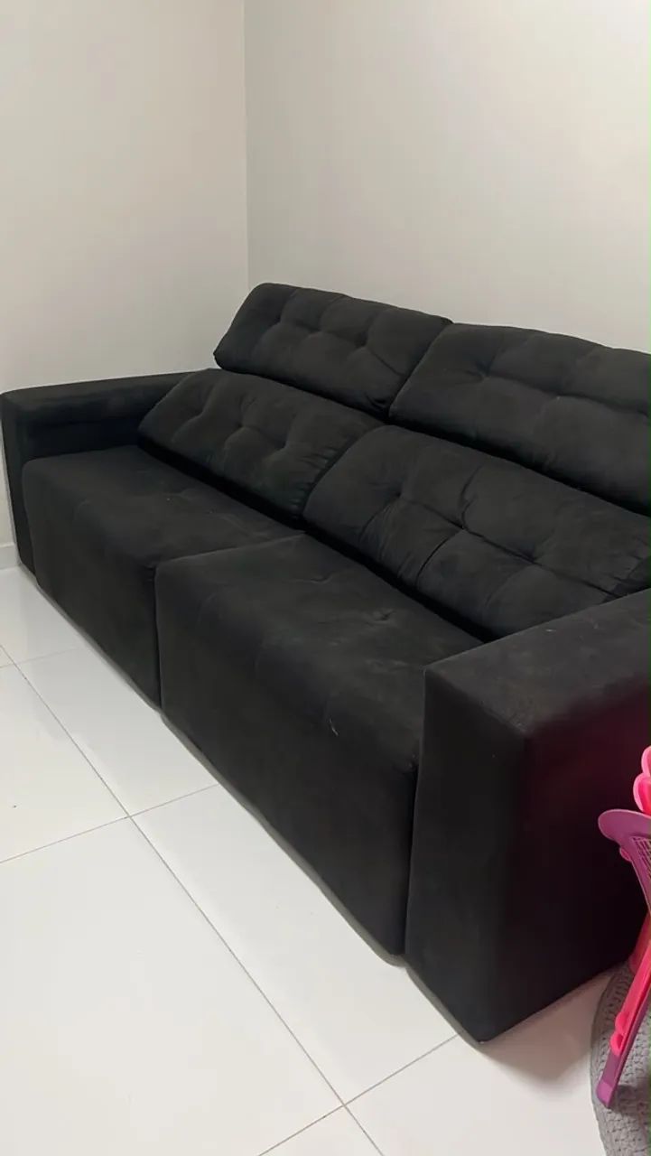 Sofá retrátil 4 lugares preto - Foto 4