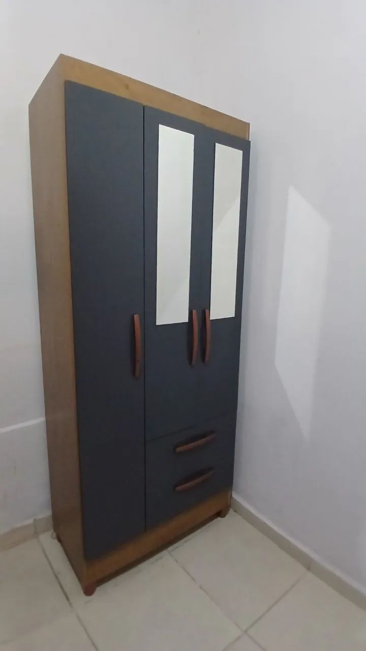 Guarda Roupa Seminovo 