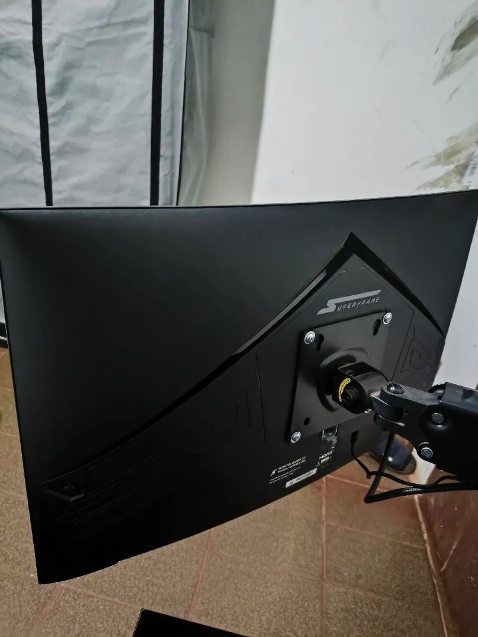 Monitor SuperFrame 23,6" Full HD Curvo - Foto 2