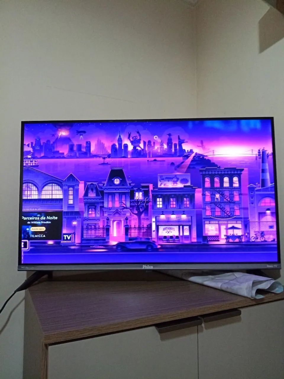 Vendo essa televisão smart, marca da philco(roku)