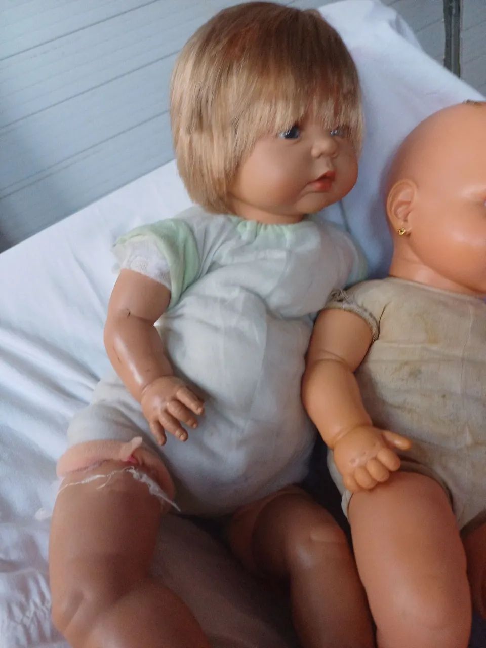 Lote de bonecas antigas lindas , mais para restaurar,  com valor ótimo  - Foto 2