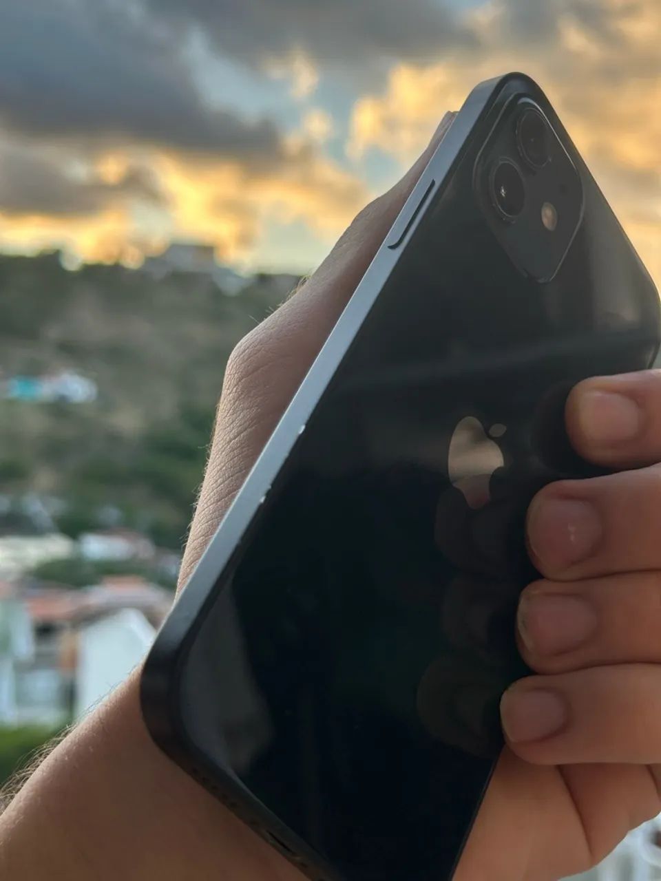 IPHONE 12 PRETO SEMI NOVO - Foto 3