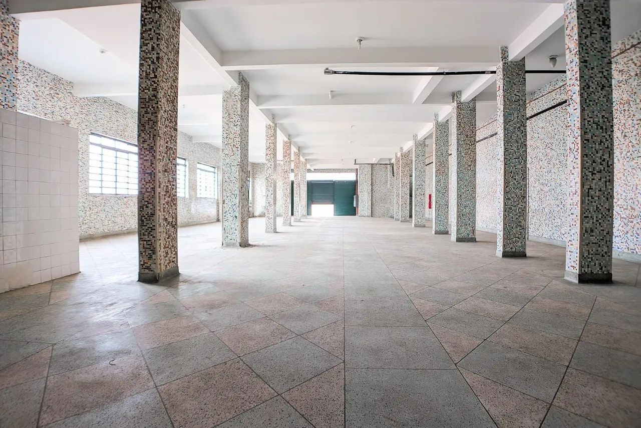 Excelente Loja/Salão Comercial de 375m2 de terreno na Penha - Foto 2