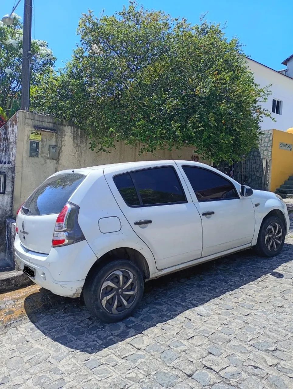 Renault Sandero AUTHENTIQUE HI-FLEX 1.0 16V 5P 2014