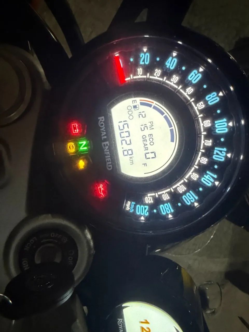 Super Meteor 650 Celestial só 1.500 km - Foto 4