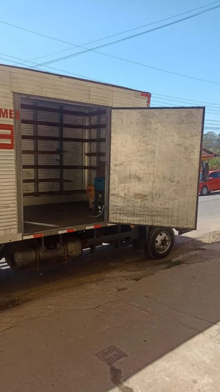 Baú de Carga Seca 5,5m Random - Foto 4