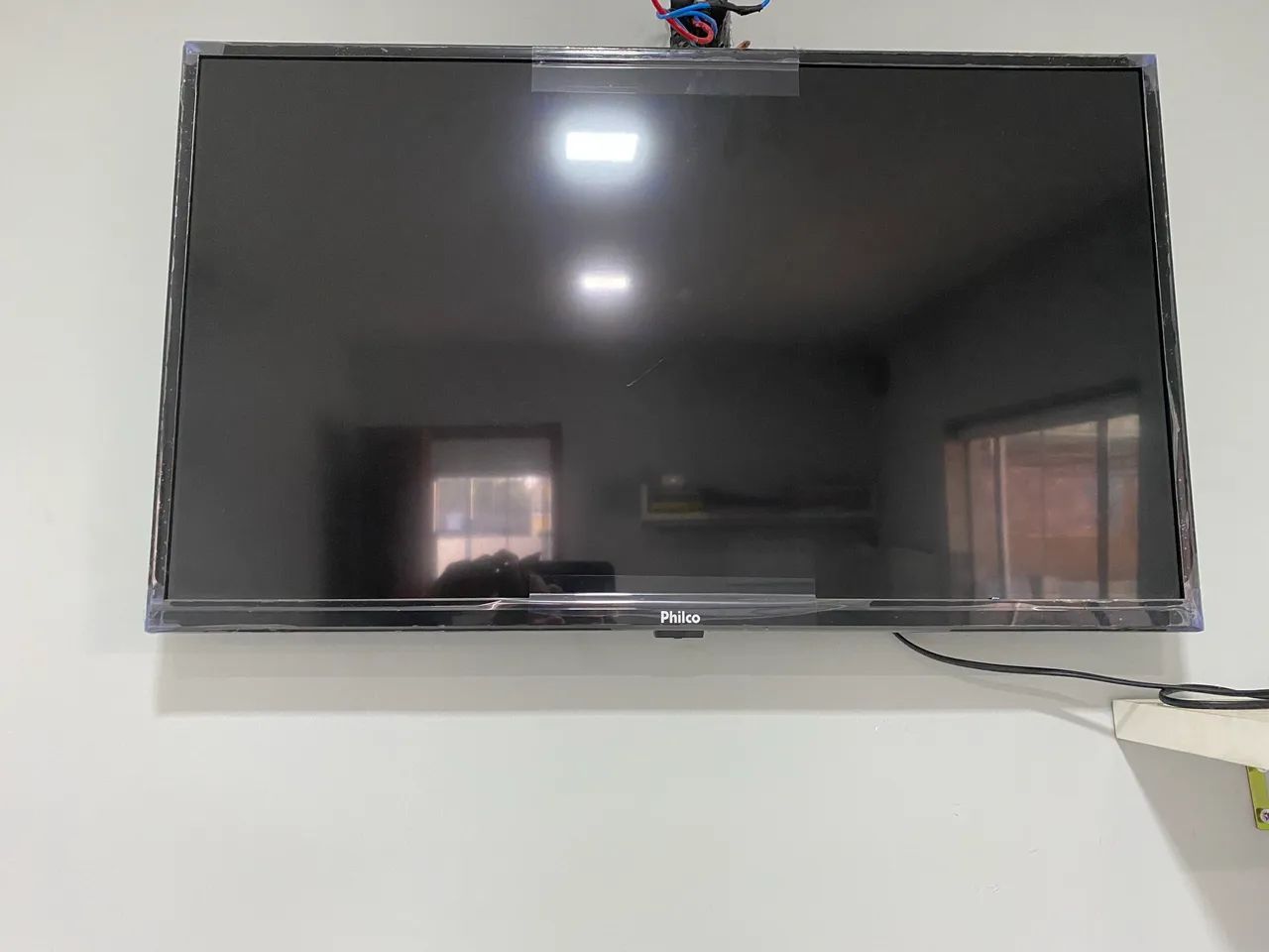 TV Philco 32 polegadas NOVA com TV Stick