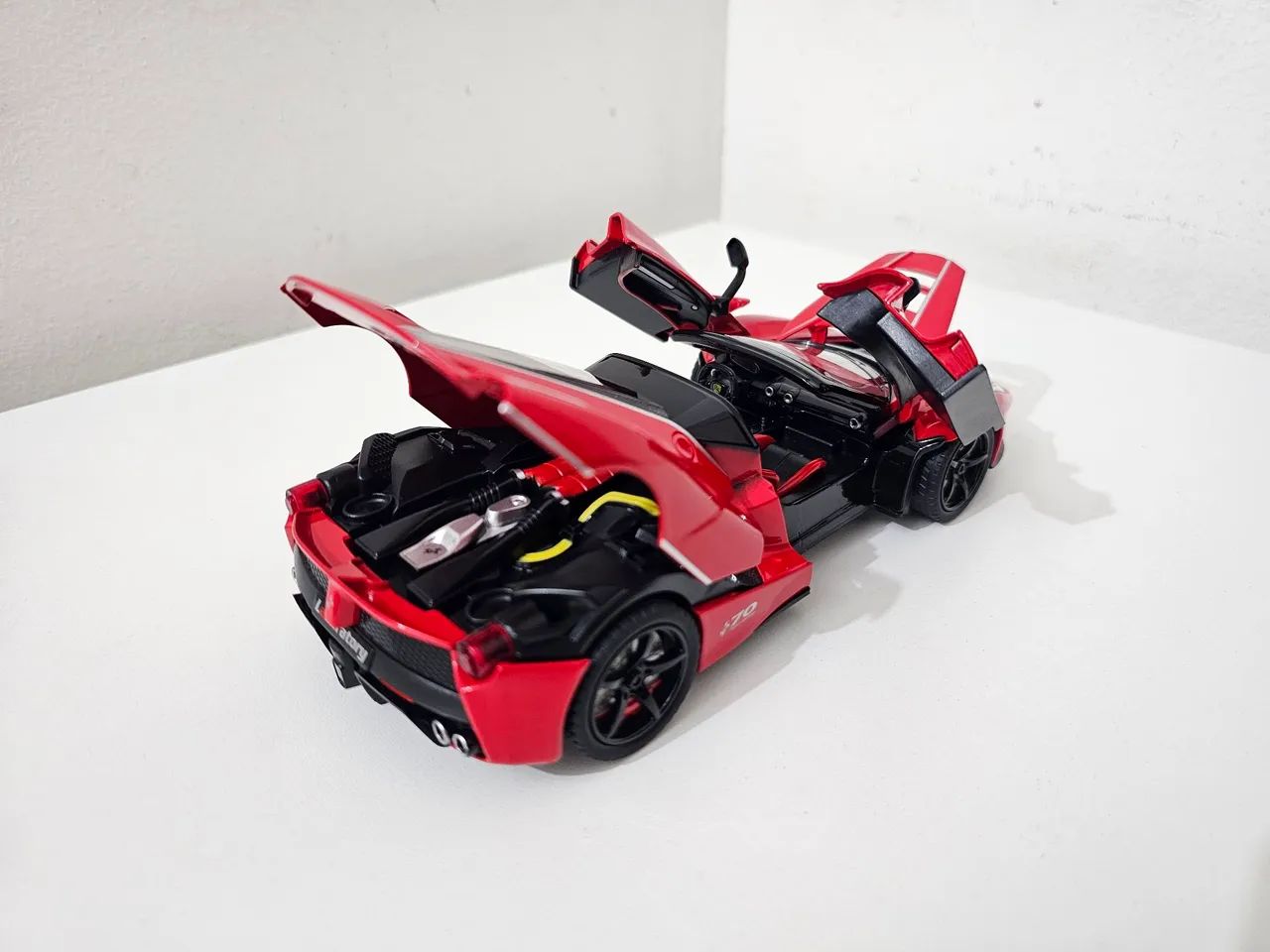 MINIATURAS 1:24 / SUPER CARROS - Foto 4