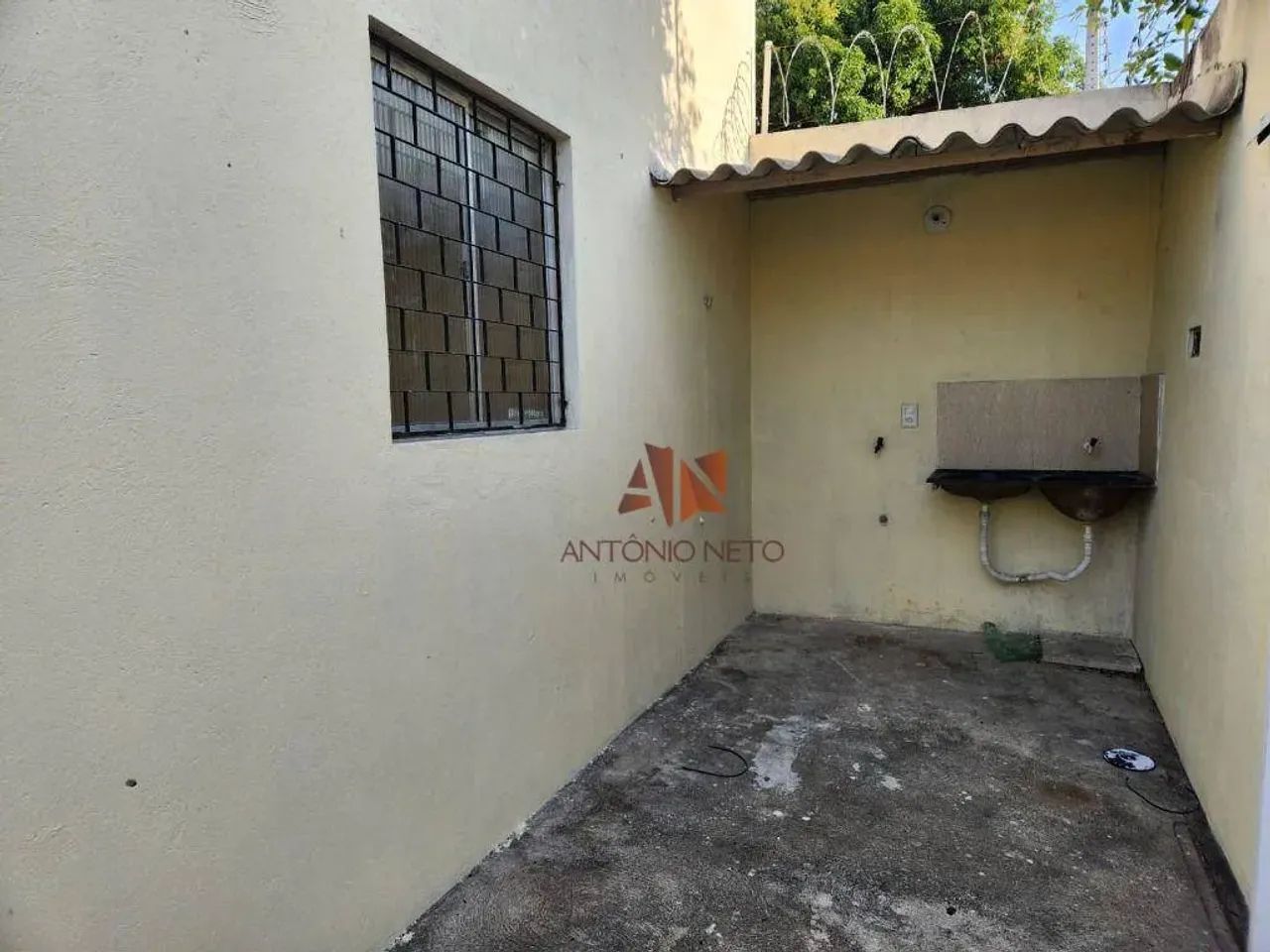 Casa com 2 quartos para alugar, 55 m² por R$ 750/mês - Encantada - Eusébio/CE - Foto 3