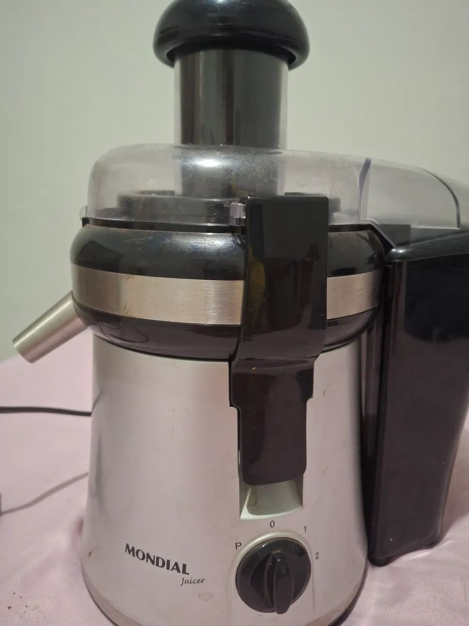 Máquina de espremer frutas. Não precisa de água 