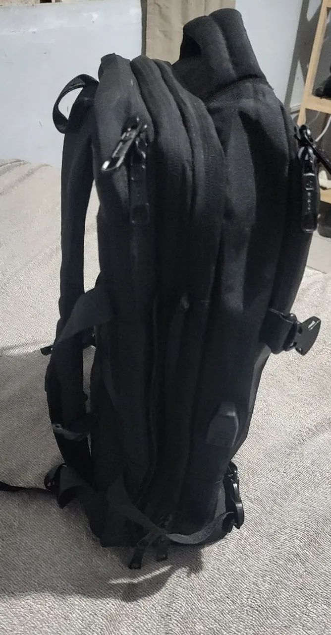 Mochila Executiva e Multifuncional Jiesipote - Estado de Nova  - Foto 4