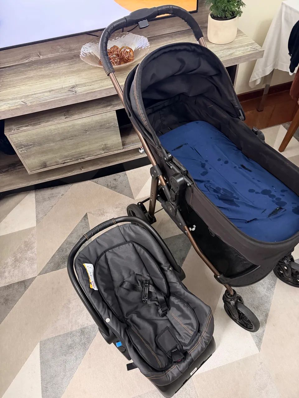 Kit Carrinho TS Galzerano Extreme Must De passeio com moises e bebê conforto - Foto 2