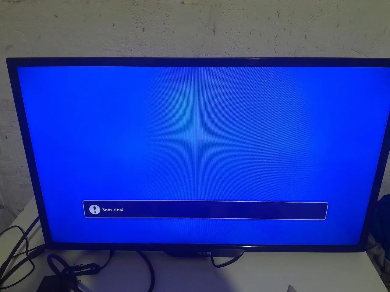 TV 32 polegadas Philips nao é smat acompanha o conversor 
