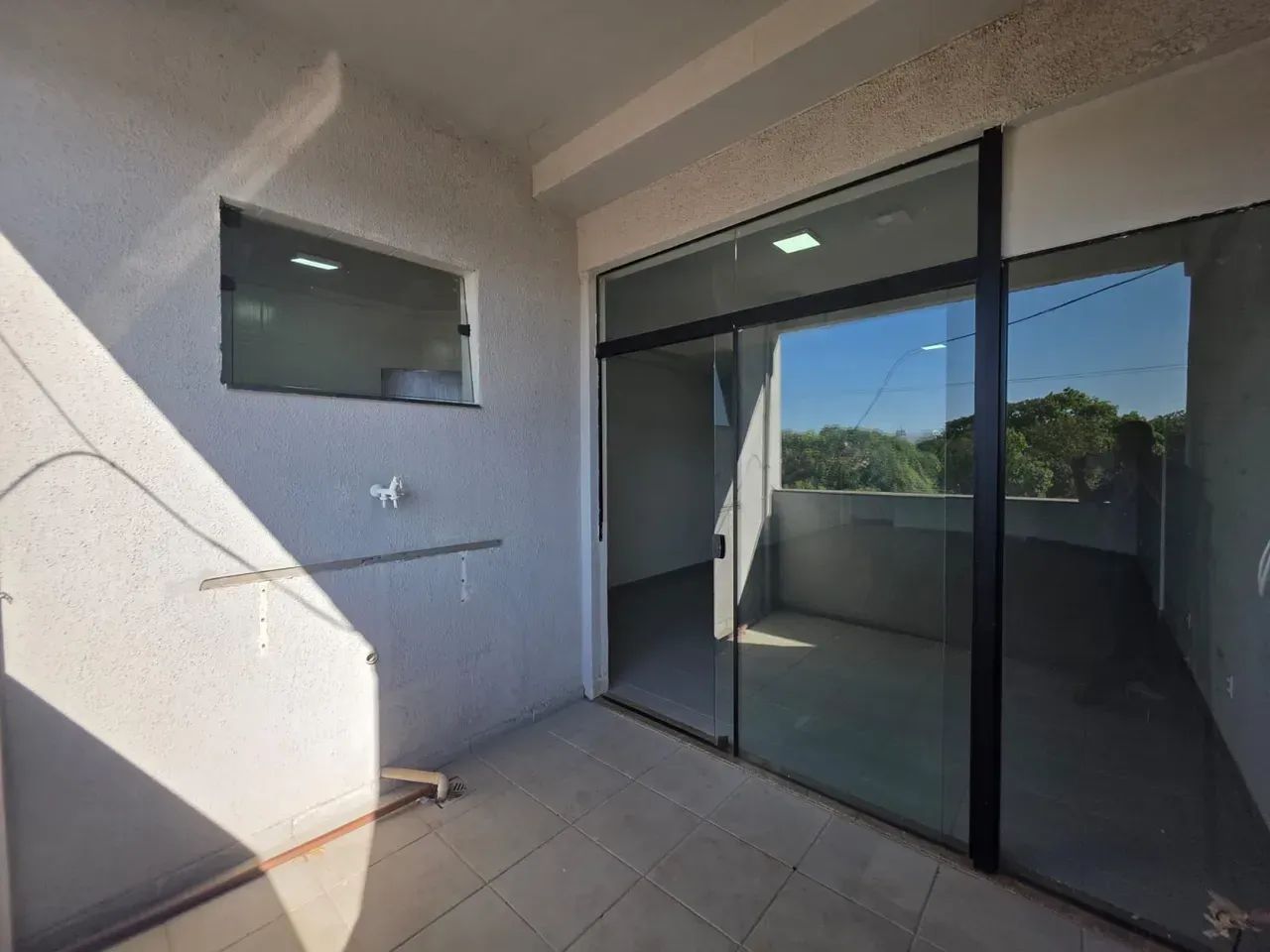 Sala comercial 42 m² com banheiro mais água incluso - Centro - Foto 5