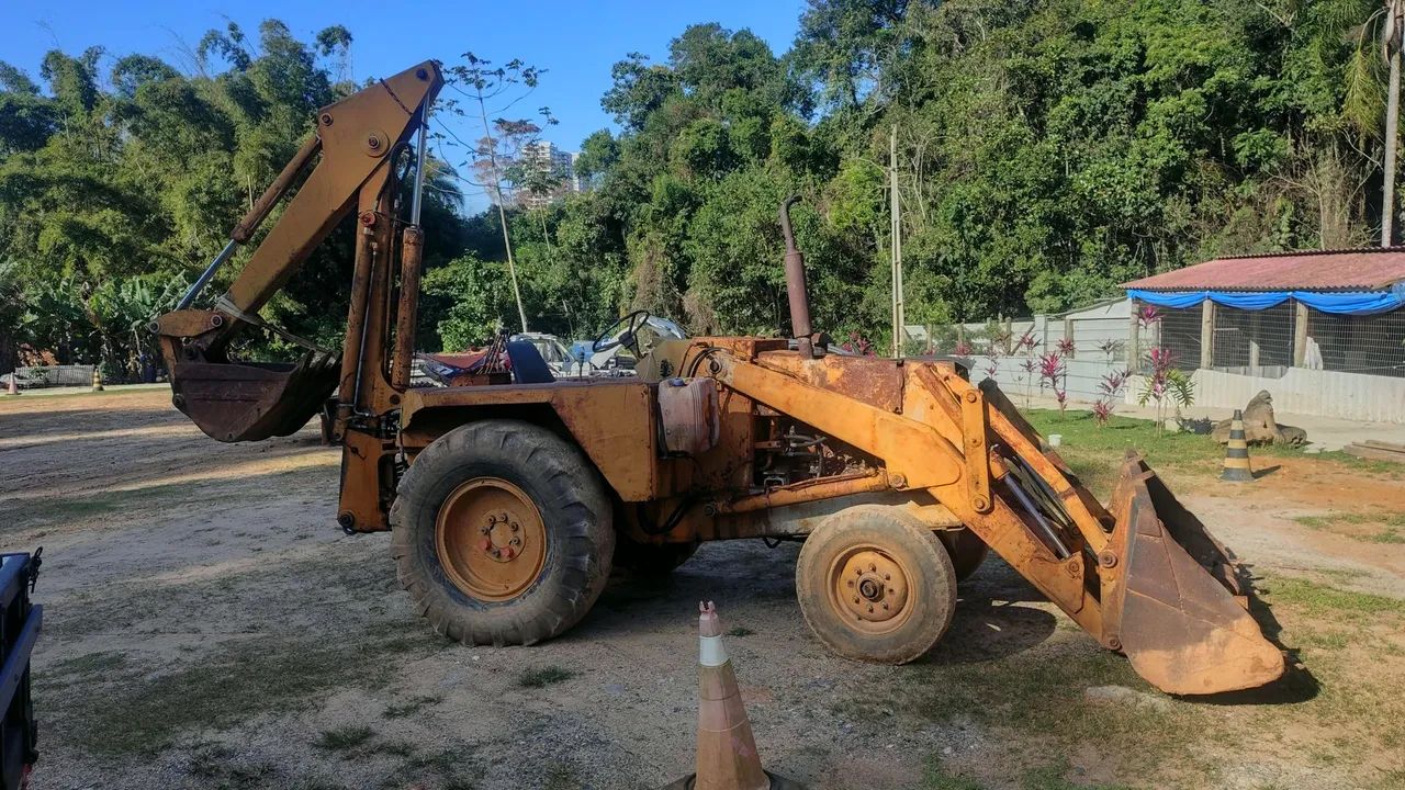 Retroescavadeira case - Foto 4