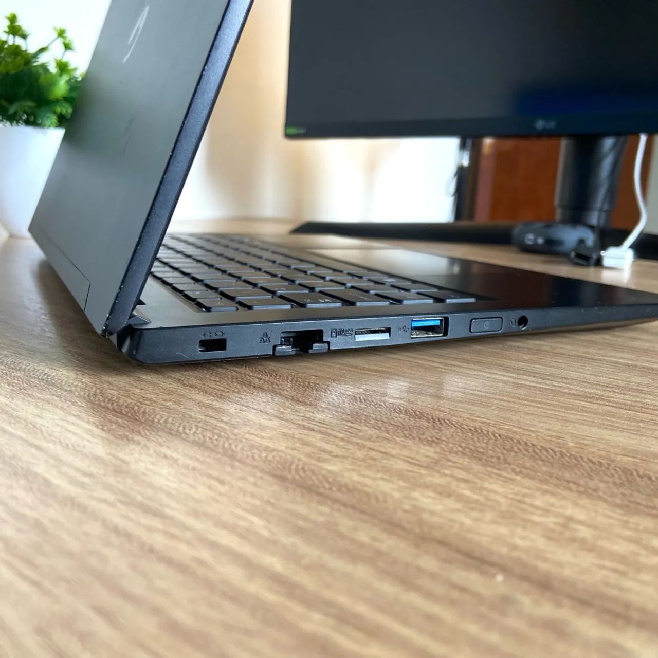 Intel i5 10° / 8gb Ram / 256gb NVMe  - Foto 2
