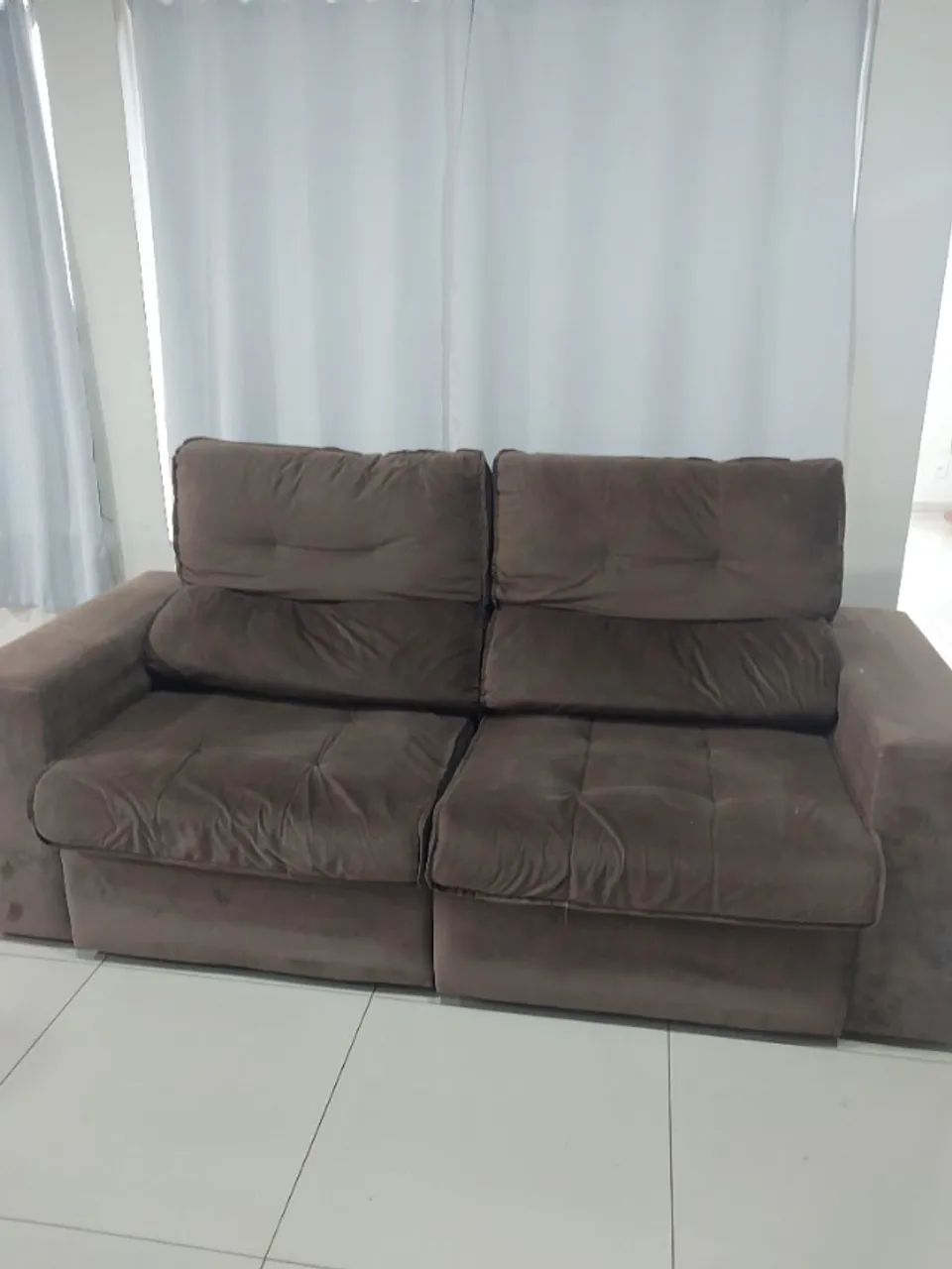 Sofá retrátil 2 lugares - Suede Marrom - Foto 3