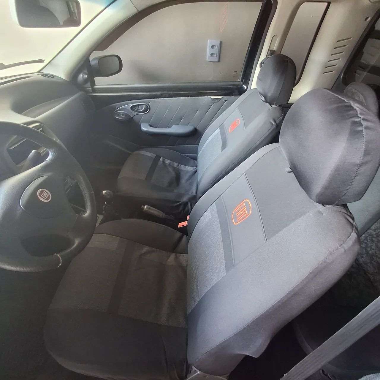 Fiat Strada 1.4 MPI Fire Flex 8V CE 2008 - Foto 3