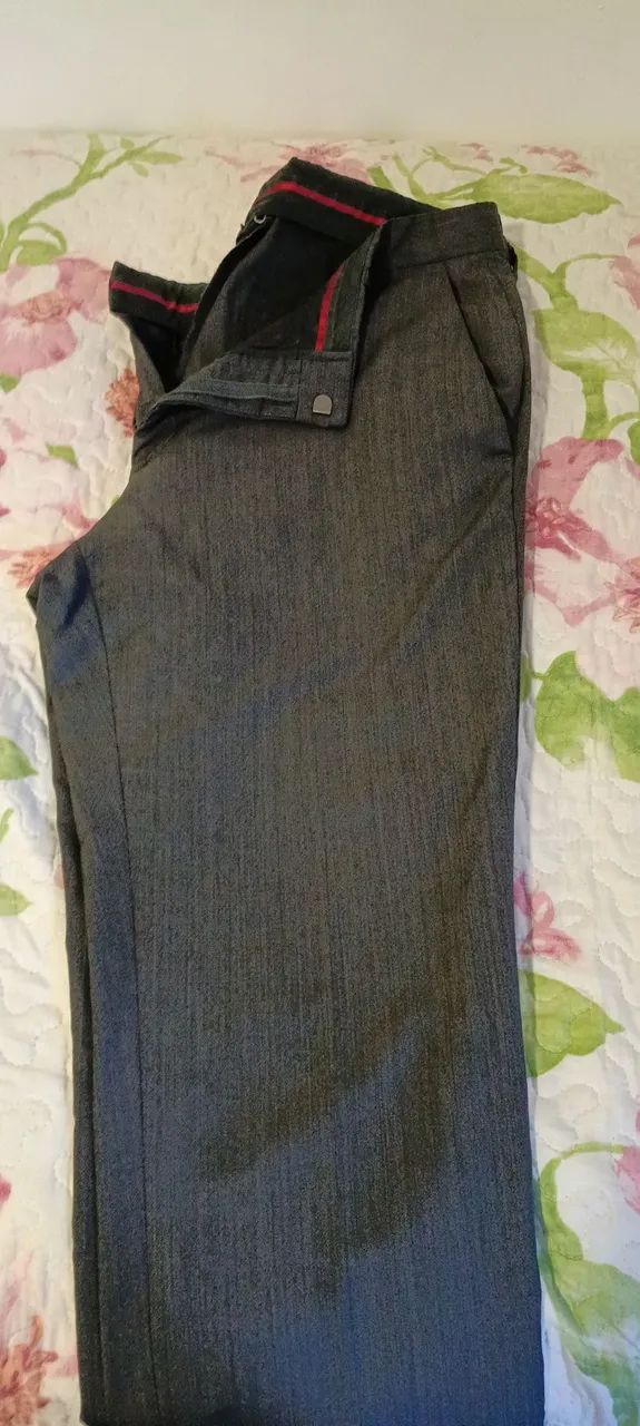 Terno Costume Hugo Boss preto chumbo / cinza 52 - Foto 5