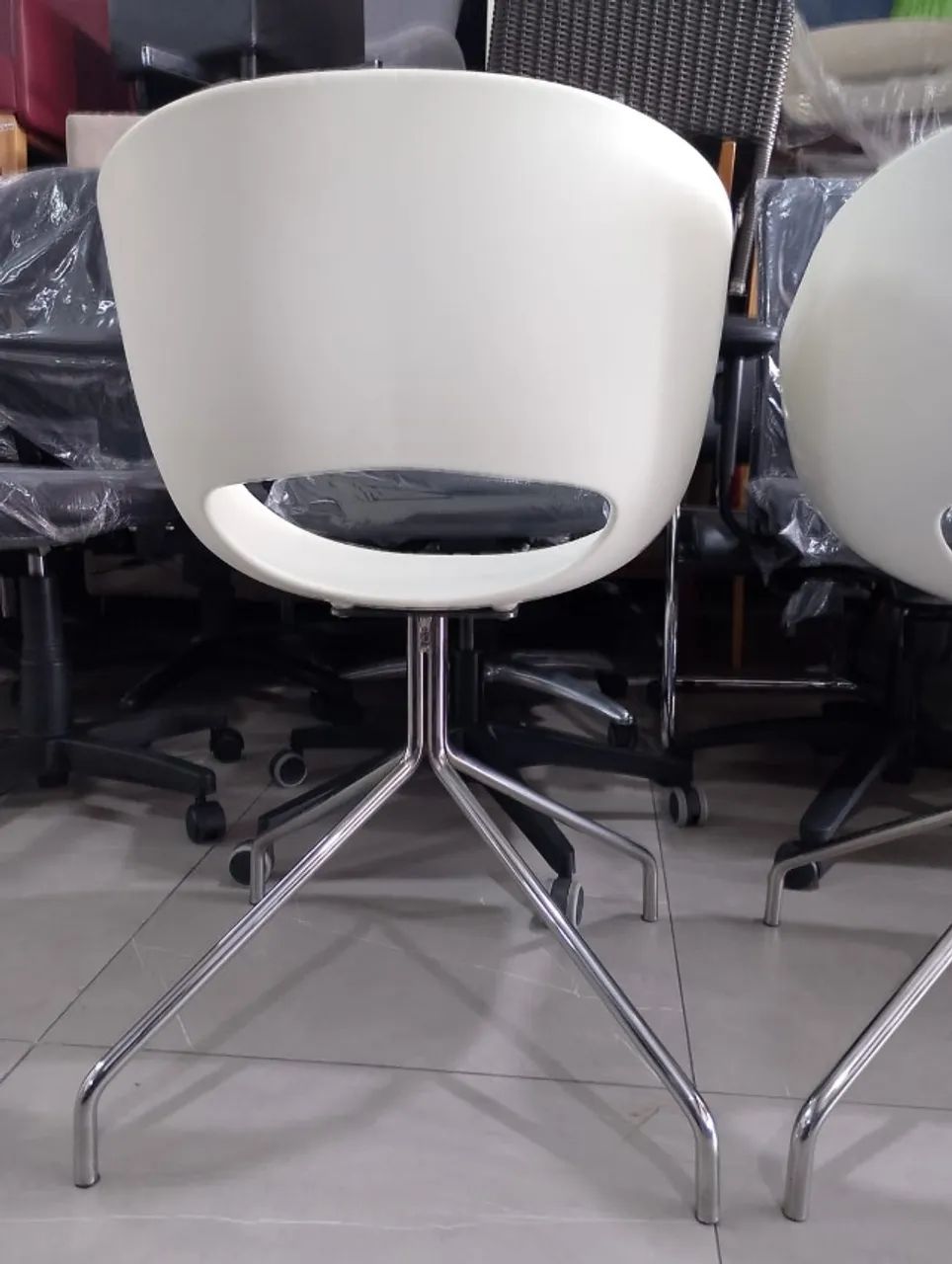Cadeira Cavaletti - Modelo fixo da linha Go. - Foto 2