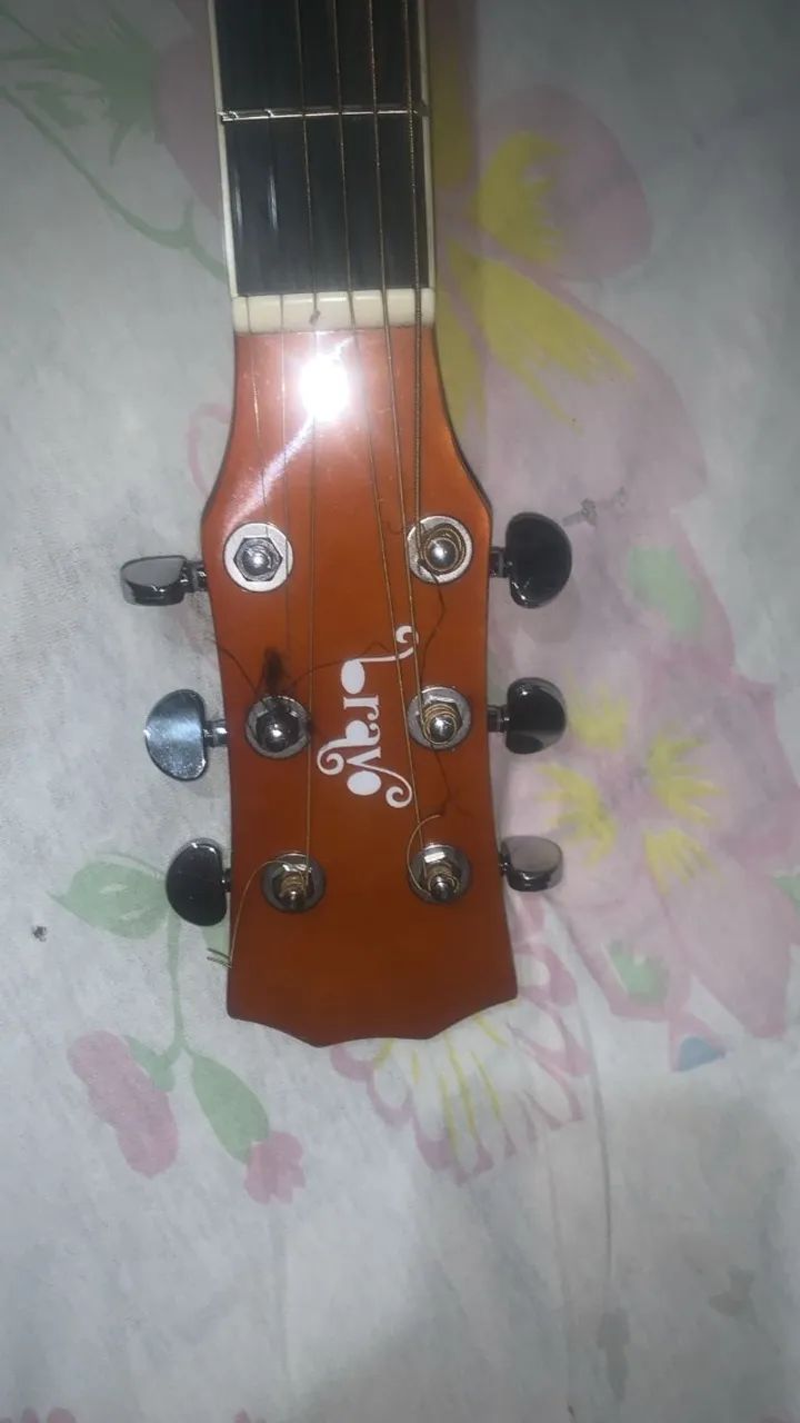 VIOLÃO E CAIXA AMPLIFICADA  - Foto 5