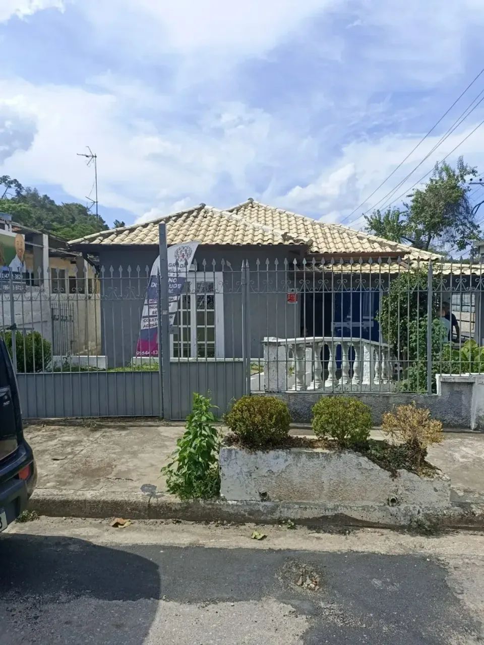 Casa Térrea Comercial em São Roque!