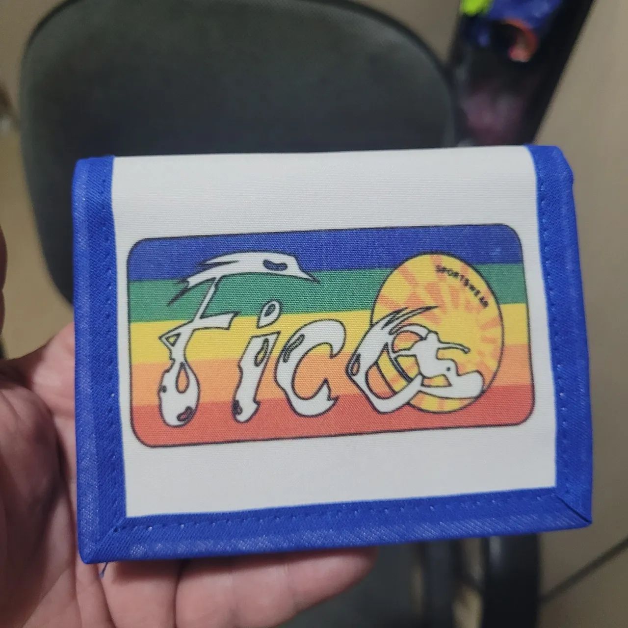 Carteira nova com velcro temas anos 80 e 90 vintage retrô - Foto 3